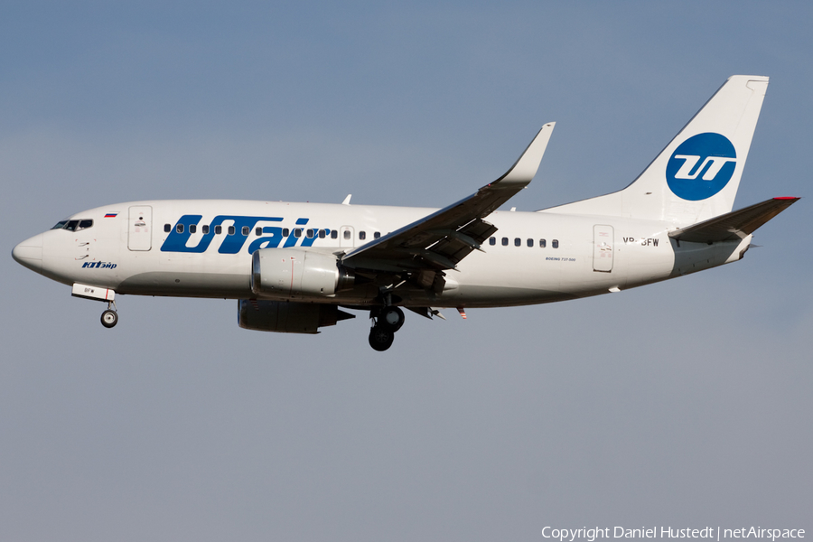UTair Aviation Boeing 737-524 (VP-BFW) | Photo 411039