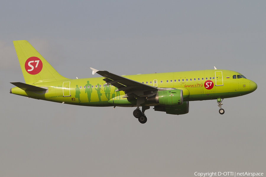 S7 Airlines Airbus A319-114 (VP-BHI) | Photo 382539