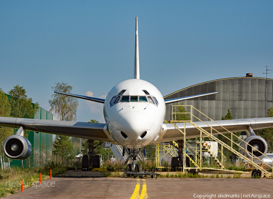 Brisair Douglas DC-8-62 (VP-BHM) | Photo 262744