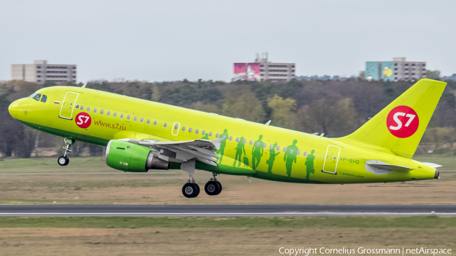 S7 Airlines Airbus A319-114 (VP-BHQ) | Photo 422856