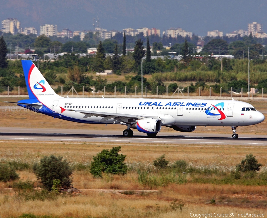 Ural Airlines Airbus A321-211 (VP-BIH) | Photo 365130