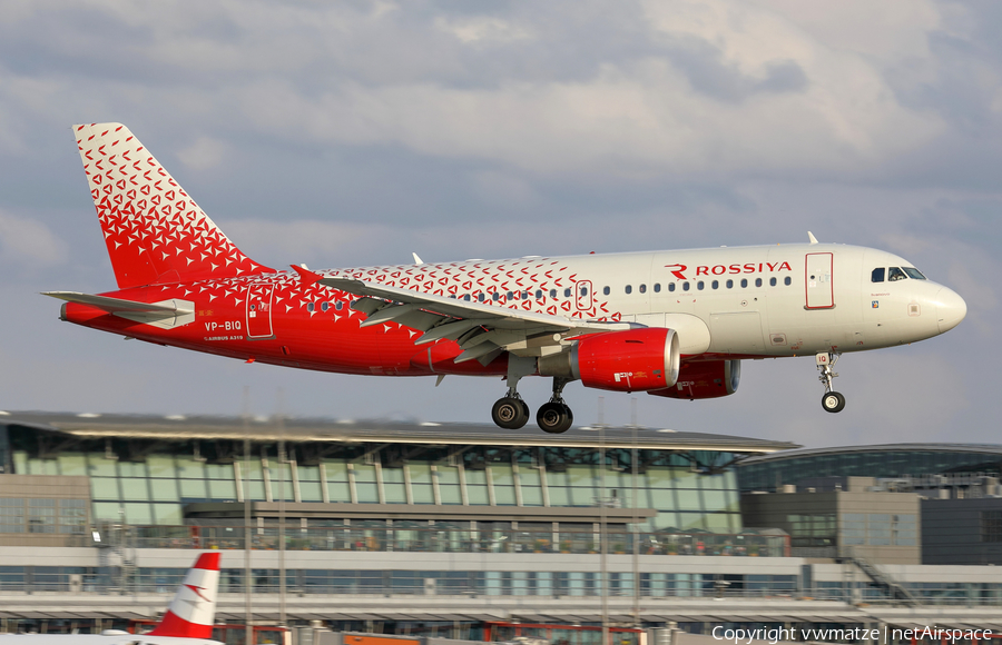 Rossiya - Russian Airlines Airbus A319-111 (VP-BIQ) | Photo 393274