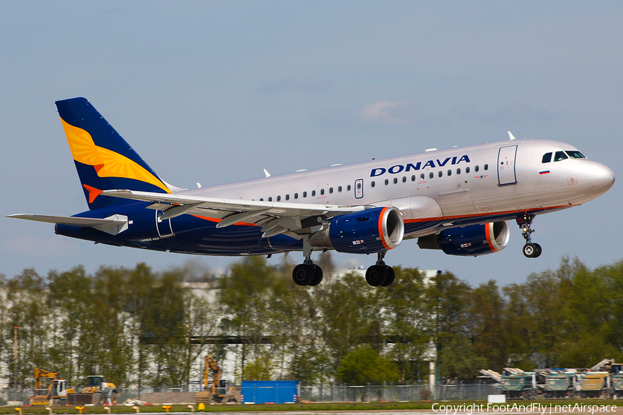 Donavia Airbus A319-112 (VP-BIS) | Photo 148152