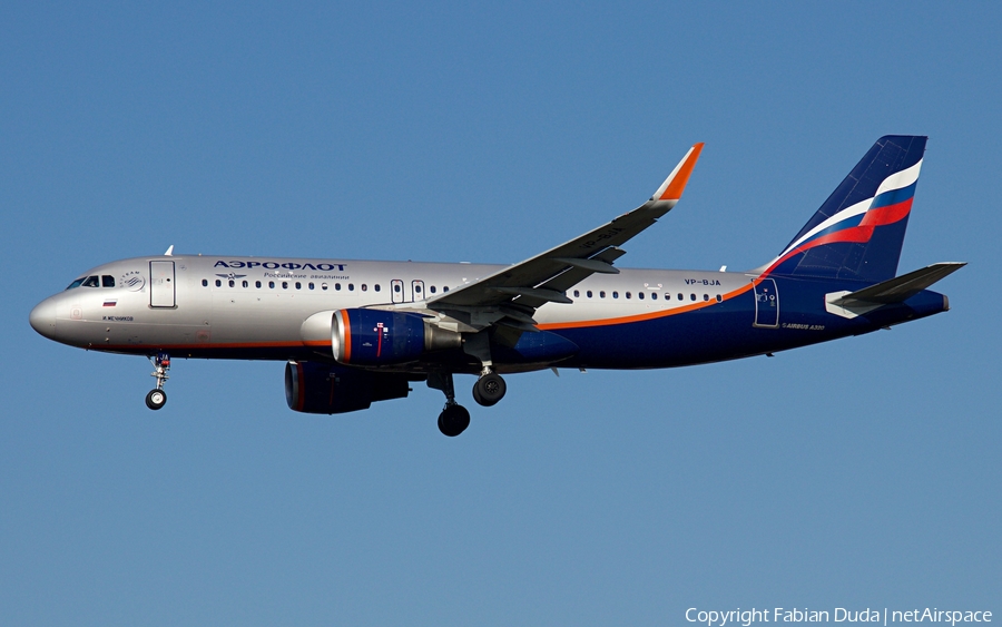Aeroflot - Russian Airlines Airbus A320-214 (VP-BJA) | Photo 294885