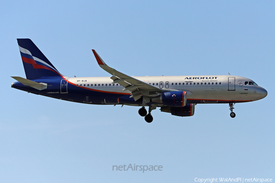 Aeroflot - Russian Airlines Airbus A320-214 (VP-BJA) | Photo 465606