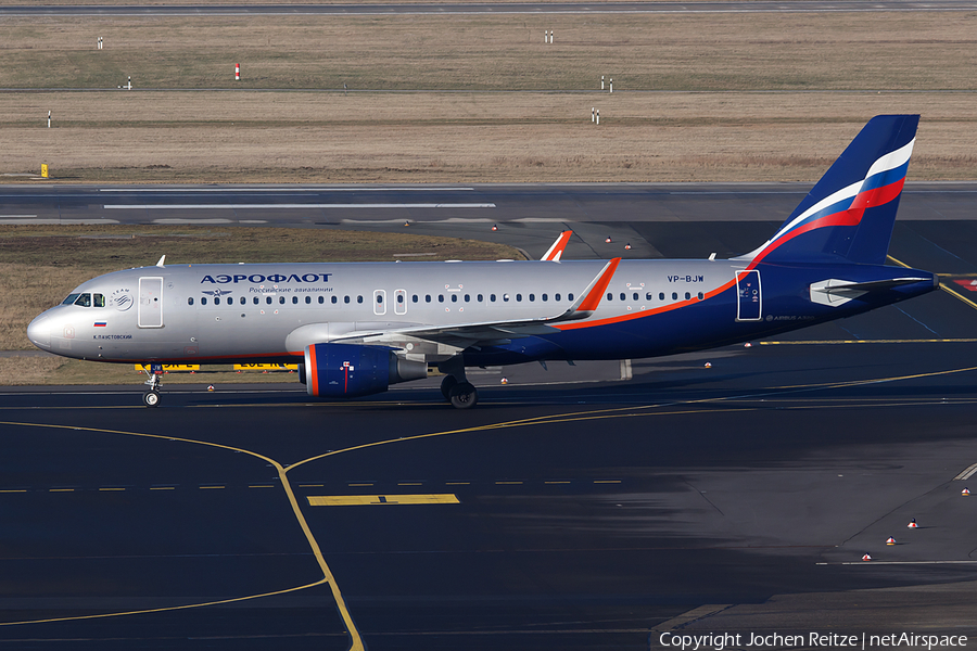 Aeroflot - Russian Airlines Airbus A320-214 (VP-BJW) | Photo 140962