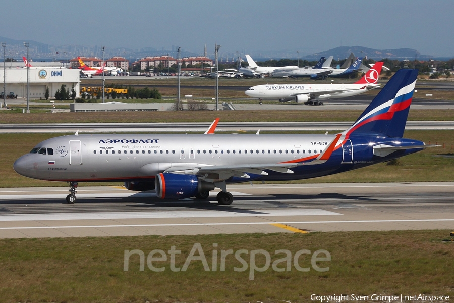 Aeroflot - Russian Airlines Airbus A320-214 (VP-BJW) | Photo 271248