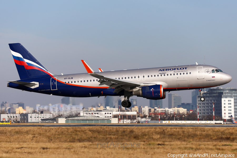 Aeroflot - Russian Airlines Airbus A320-214 (VP-BJW) | Photo 494618
