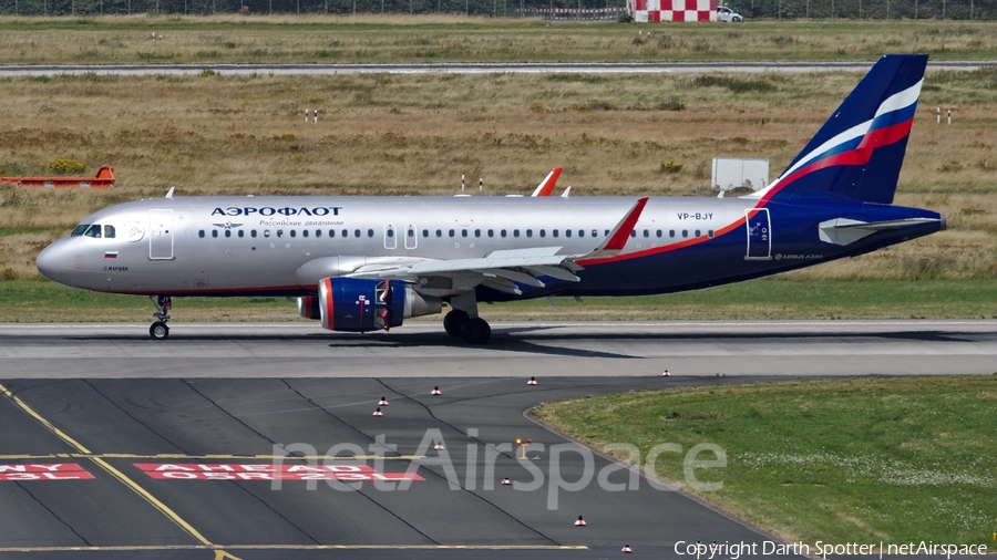 Aeroflot - Russian Airlines Airbus A320-214 (VP-BJY) | Photo 237084