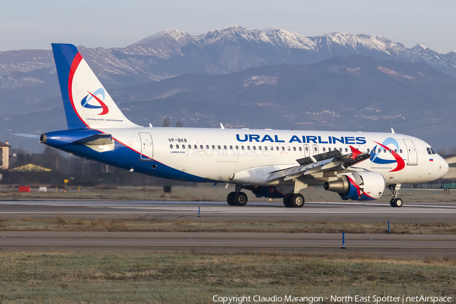 Ural Airlines Airbus A320-214 (VP-BKB) | Photo 98279