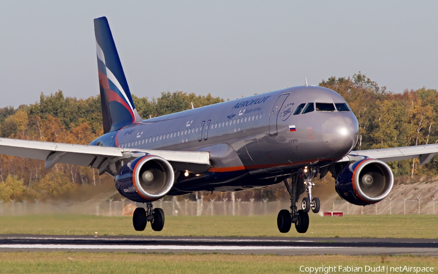 Aeroflot - Russian Airlines Airbus A320-214 (VP-BLP) | Photo 274948