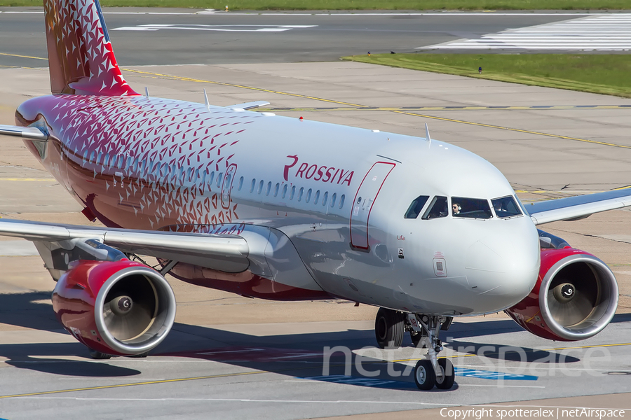 Rossiya - Russian Airlines Airbus A319-111 (VP-BNB) | Photo 161627
