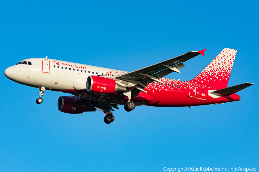 Rossiya - Russian Airlines Airbus A319-111 (VP-BNJ) | Photo 422272