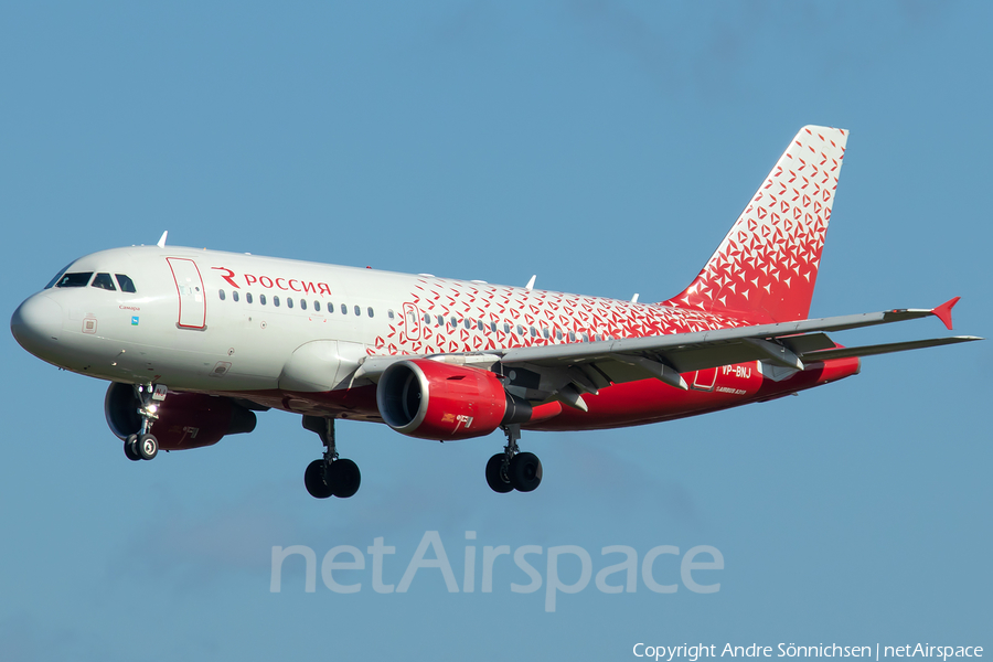 Rossiya - Russian Airlines Airbus A319-111 (VP-BNJ) | Photo 444294