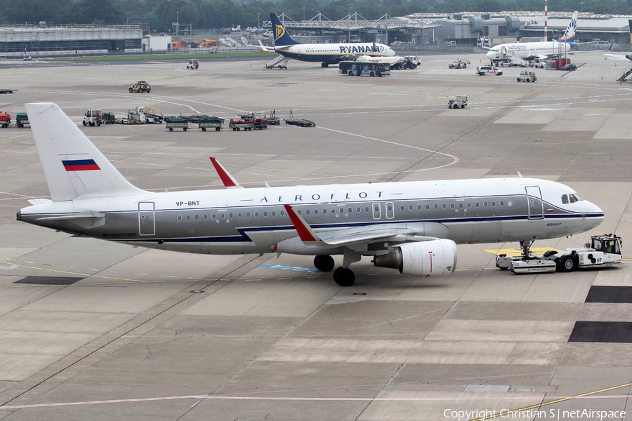 Aeroflot - Russian Airlines Airbus A320-214 (VP-BNT) | Photo 246946