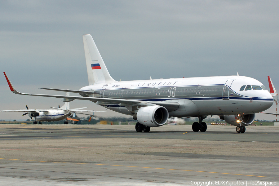 Aeroflot - Russian Airlines Airbus A320-214 (VP-BNT) | Photo 277614