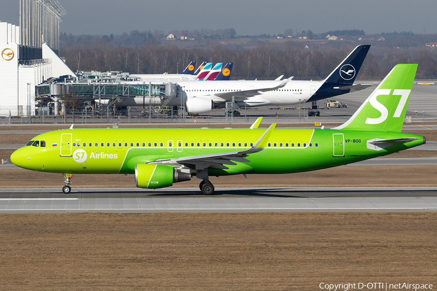 S7 Airlines Airbus A320-214 (VP-BOG) | Photo 295967