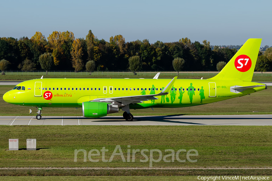 S7 Airlines Airbus A320-214 (VP-BOL) | Photo 337530