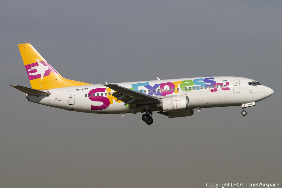 Sky Express Boeing 737-341 (VP-BOT) | Photo 382234