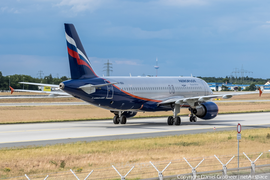 Aeroflot - Russian Airlines Airbus A320-214 (VP-BQU) | Photo 87794
