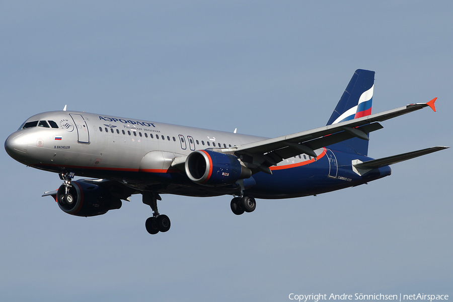 Aeroflot - Russian Airlines Airbus A320-214 (VP-BQV) | Photo 3133