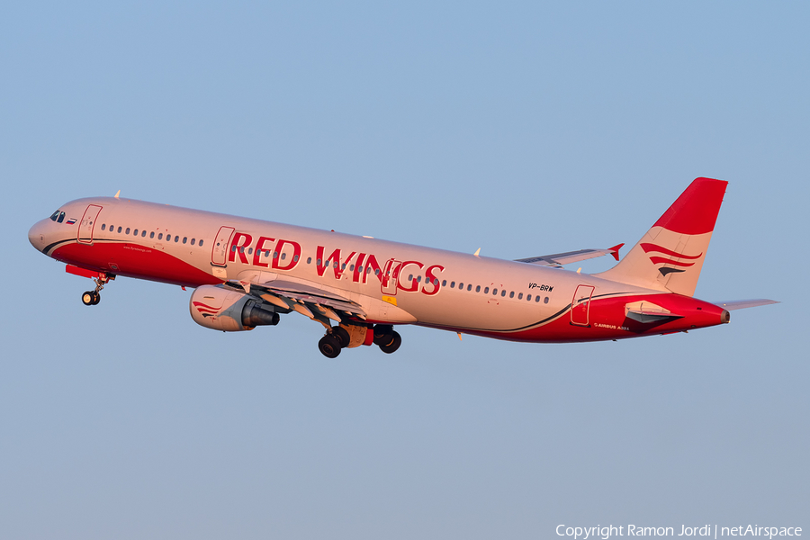 Red Wings Airbus A321-211 (VP-BRW) | Photo 366022