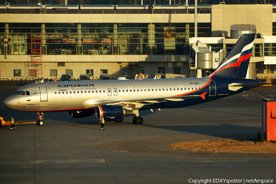 Aeroflot - Russian Airlines Airbus A320-214 (VP-BRY) | Photo 323787