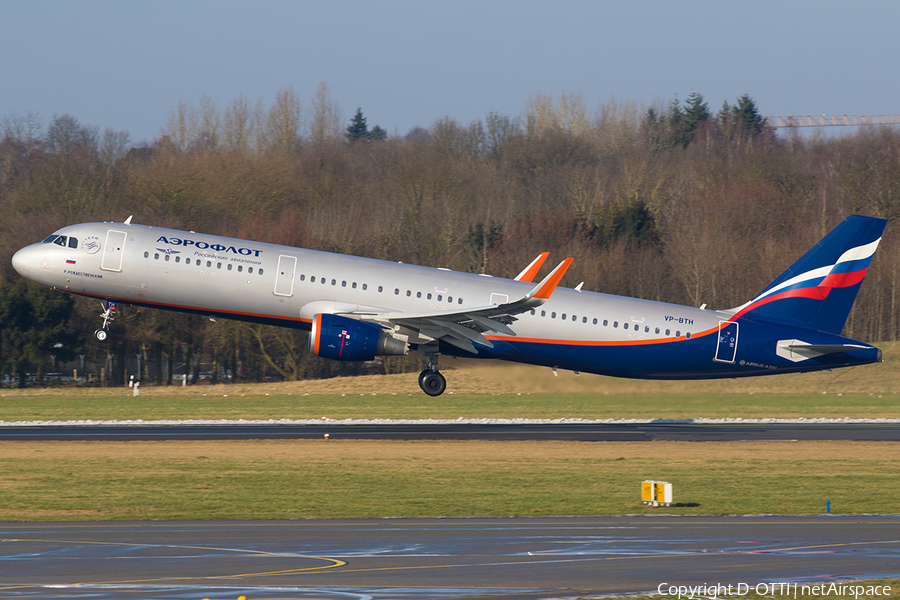 Aeroflot - Russian Airlines Airbus A321-211 (VP-BTH) | Photo 220179