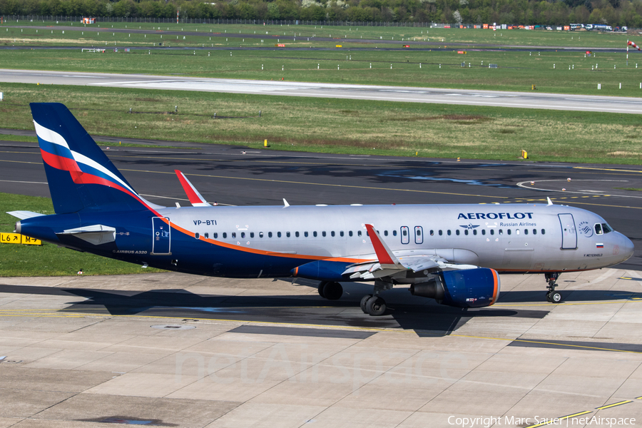 Aeroflot - Russian Airlines Airbus A320-214 (VP-BTI) | Photo 237742