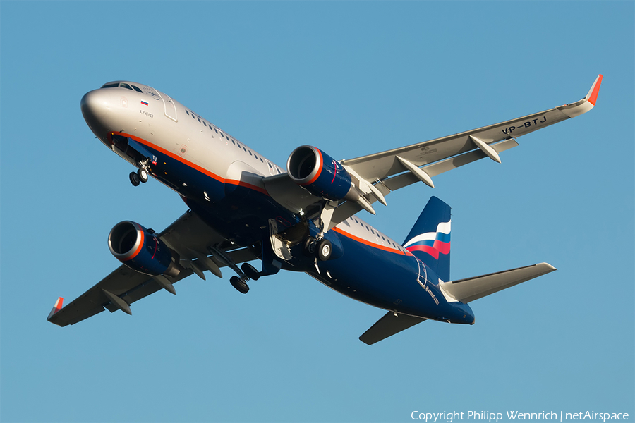 Aeroflot - Russian Airlines Airbus A320-214 (VP-BTJ) | Photo 198776