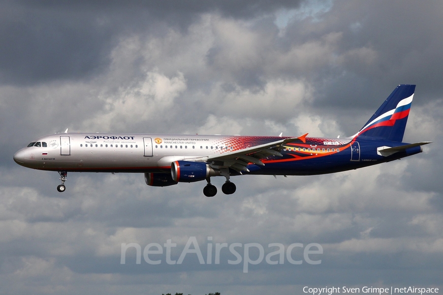 Aeroflot - Russian Airlines Airbus A321-211 (VP-BTL) | Photo 54518