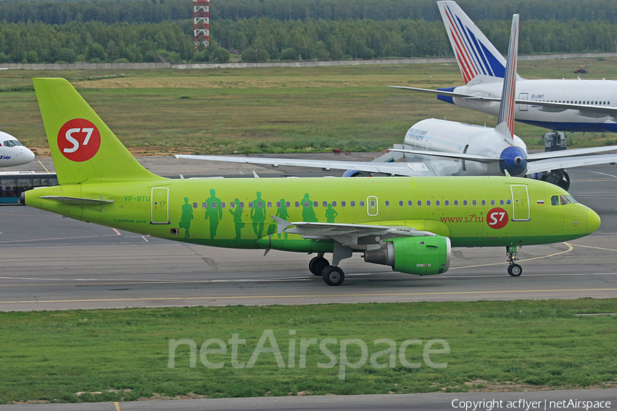 S7 Airlines Airbus A319-114 (VP-BTU) | Photo 389029