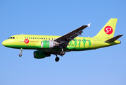 S7 Airlines Airbus A319-114 (VP-BTU) at  Hamburg - Fuhlsbuettel (Helmut Schmidt), Germany