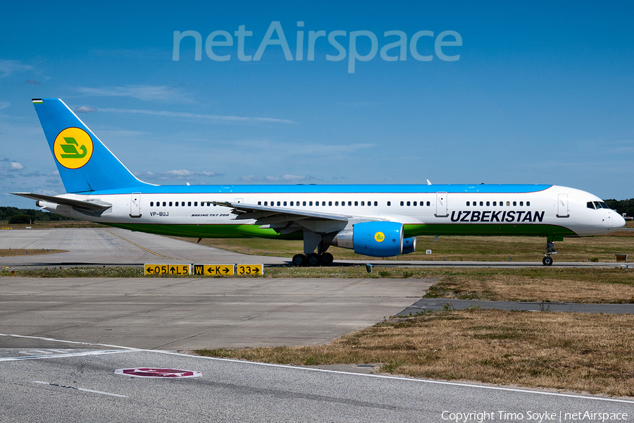 Uzbekistan Airways Boeing 757-231 (VP-BUJ) | Photo 30085