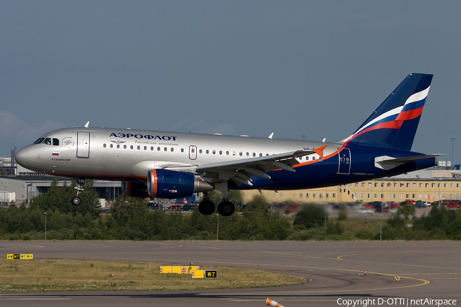 Aeroflot - Russian Airlines Airbus A319-112 (VP-BUN) | Photo 267258