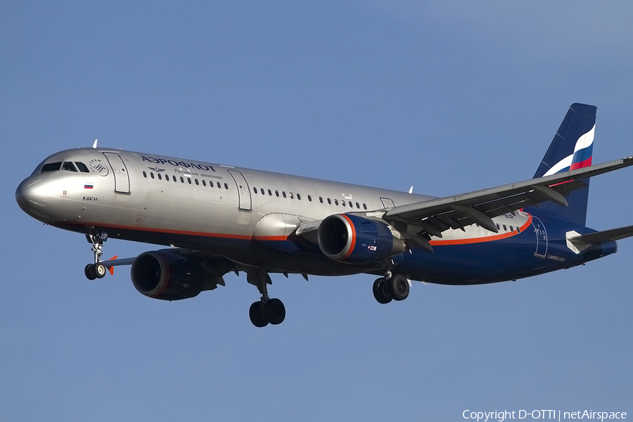 Aeroflot - Russian Airlines Airbus A321-211 (VP-BUP) | Photo 400216