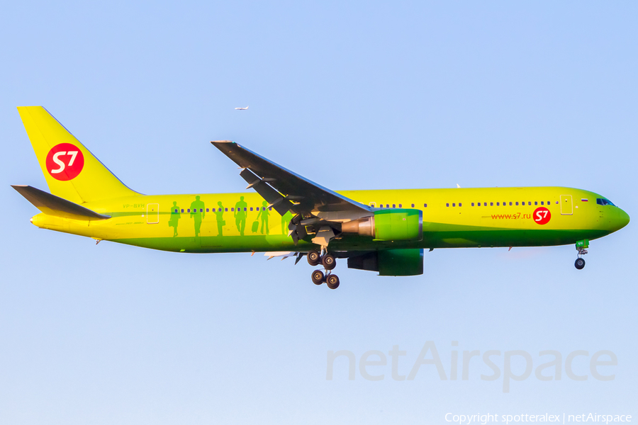 S7 Airlines Boeing 767-33A(ER) (VP-BVH) | Photo 108401