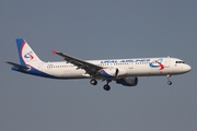 Ural Airlines Airbus A321-211 (VP-BVP) at  Antalya, Turkey