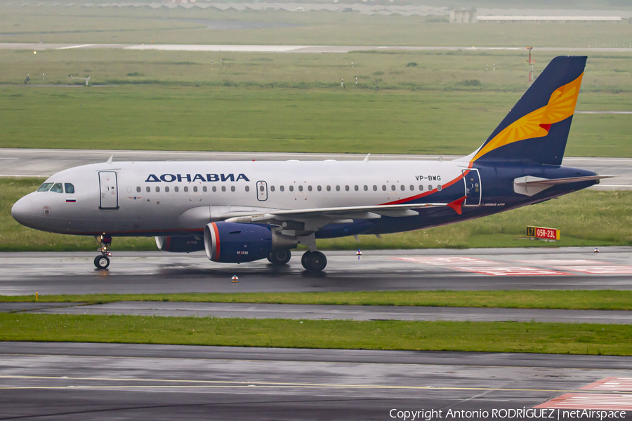 Donavia Airbus A319-111 (VP-BWG) | Photo 379196