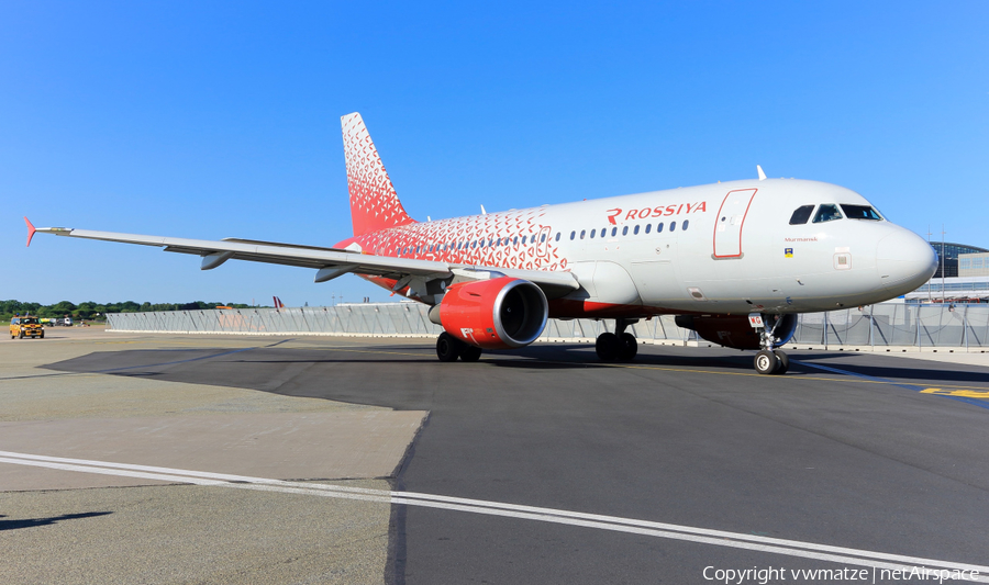 Rossiya - Russian Airlines Airbus A319-111 (VP-BWG) | Photo 166501