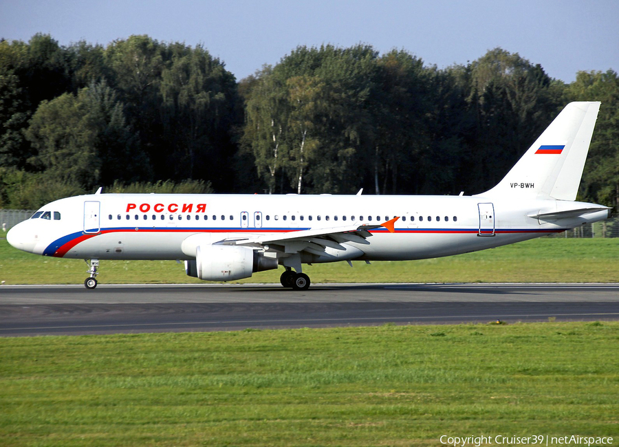 Rossiya - Russian Airlines Airbus A320-214 (VP-BWH) | Photo 192906
