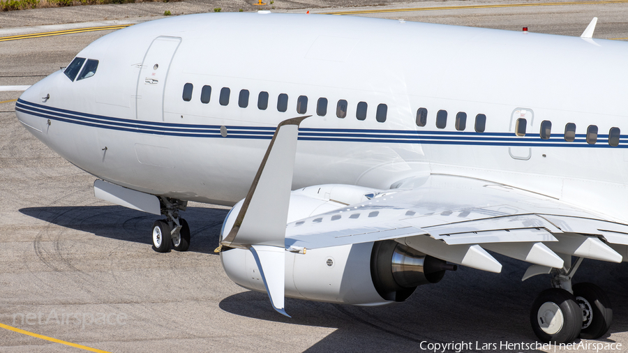 (Private) Boeing 737-79T(BBJ) (VP-BWR) | Photo 459556