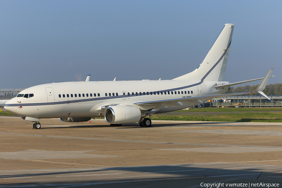 (Private) Boeing 737-79T(BBJ) (VP-BWR) | Photo 422803