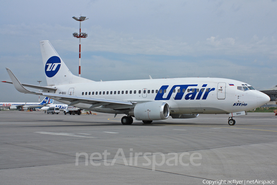 UTair Aviation Boeing 737-524 (VP-BXU) | Photo 302886