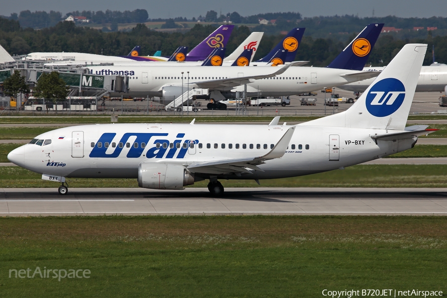 UTair Aviation Boeing 737-524 (VP-BXY) | Photo 186759