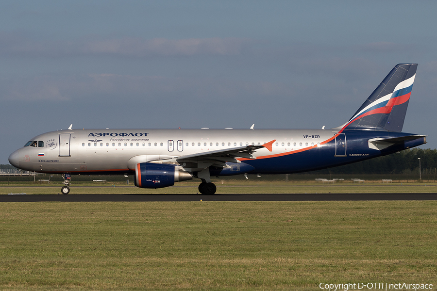 Rossiya - Russian Airlines Airbus A320-214 (VP-BZR) | Photo 604884