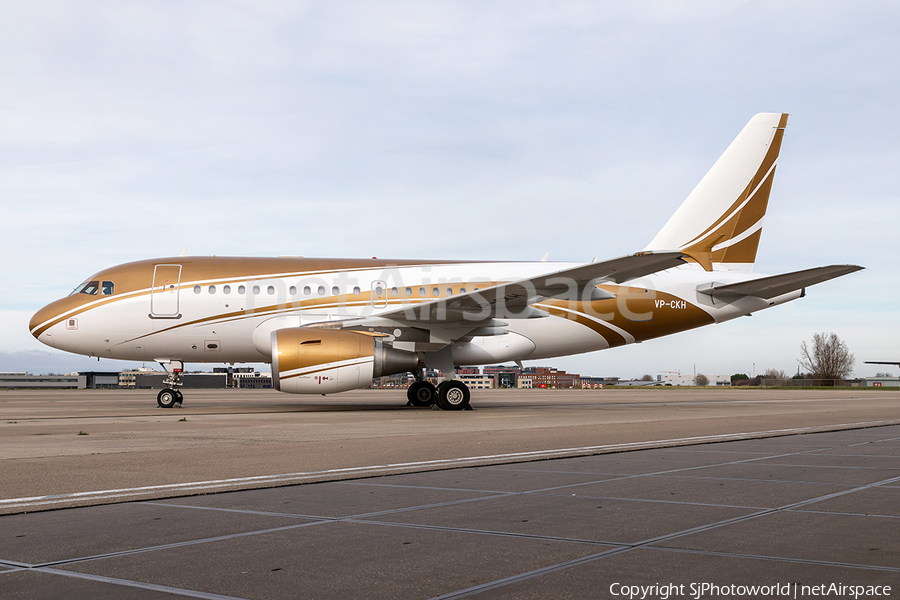HK Aviation Airbus A318-112(CJ) Elite (VP-CKH) | Photo 370574