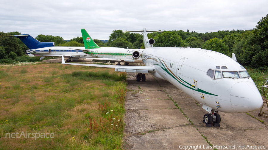 (Private) Boeing 727-2P1(Adv RE) (VP-CZY) | Photo 177324