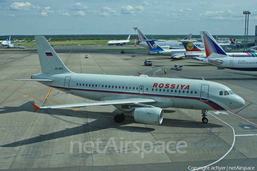 Rossiya - Russian Airlines Airbus A319-111 (VQ-BAS) | Photo 191411