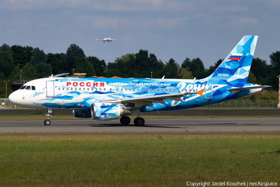 Rossiya - Russian Airlines Airbus A319-111 (VQ-BAS) | Photo 429867